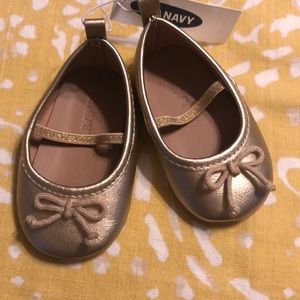 Old navy infant shoes